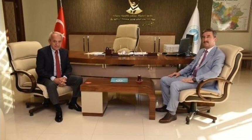 Turgutlu&rsquo;nun Altyapı Sorunları G&ouml;r&uuml;ş&uuml;ld&uuml;