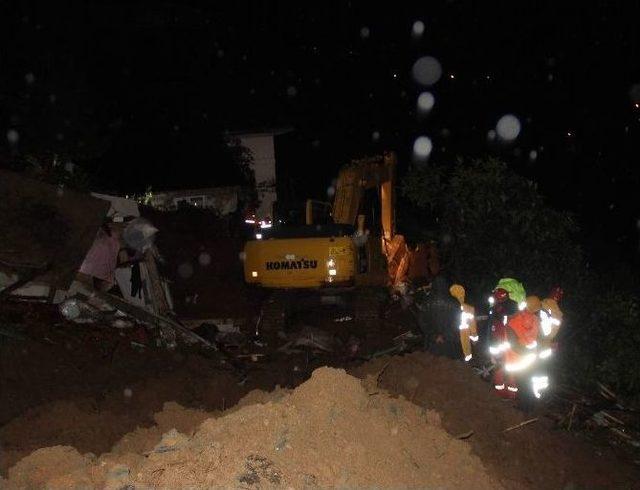 Rize&rsquo;de Heyelan: 2 &Ouml;l&uuml; 1