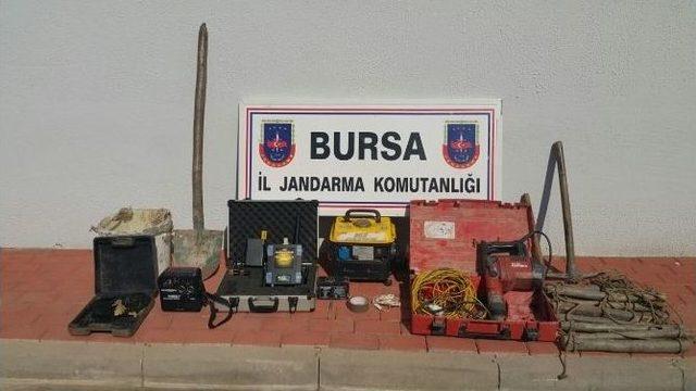 Bursa’da Definecilere Suçüstü