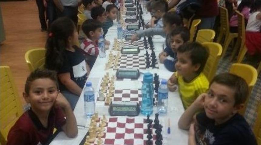 Gkv&rsquo;li Satran&ccedil;&ccedil;ı Kutay Sakmak İl Birincisi Oldu