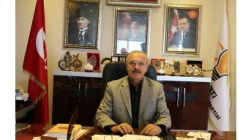 Ak Parti Mersin İl Başkan Yardımcısı Peker, Muhtarlar G&uuml;n&uuml;&rsquo;n&uuml; Kutladı