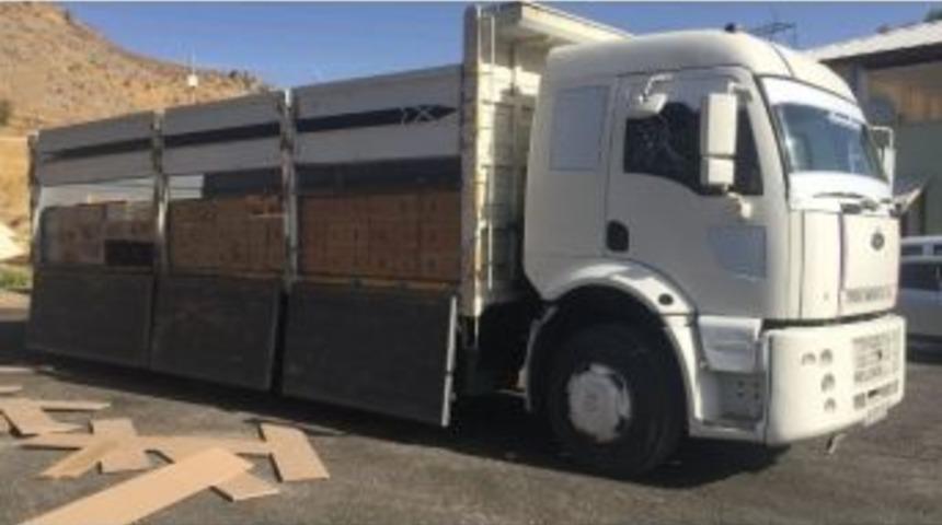 Bitlis&rsquo;te 102 Bin 660 Paket Ka&ccedil;ak Sigara Ele Ge&ccedil;irildi