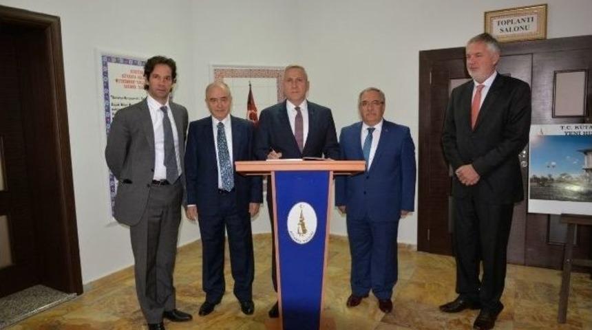 Macaristan Heyeti K&uuml;tahya&rsquo;da