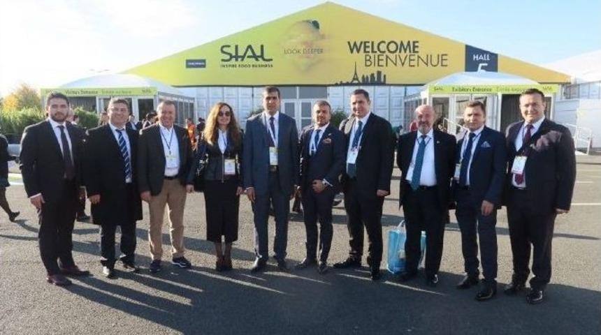 Paris&rsquo;e Gaib Damgası