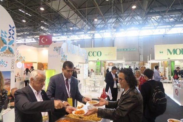 Paris&rsquo;e Gaib Damgası 1