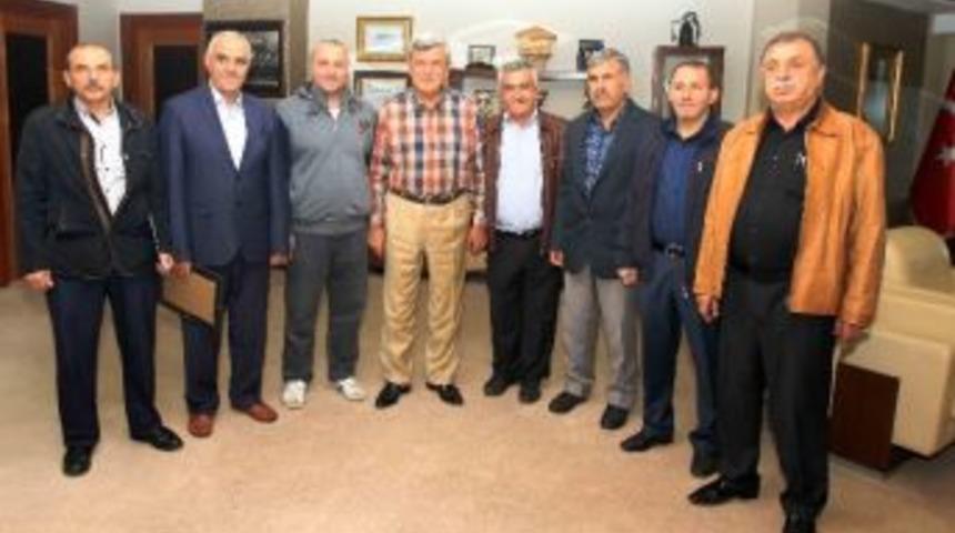 Başkan Karaosmanoğlu, Cami Ve Kuran Kursları Federasyonu&rsquo;nu Ağırladı