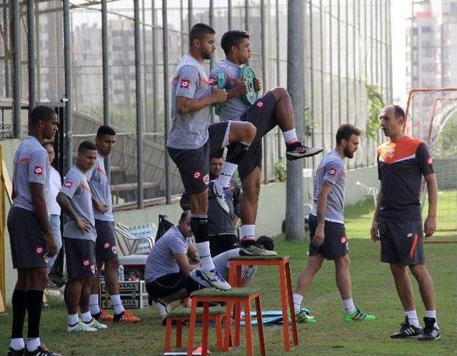 Adanaspor’da Akhisar Belediyespor Maçı Hazırlıklar Sürüyor