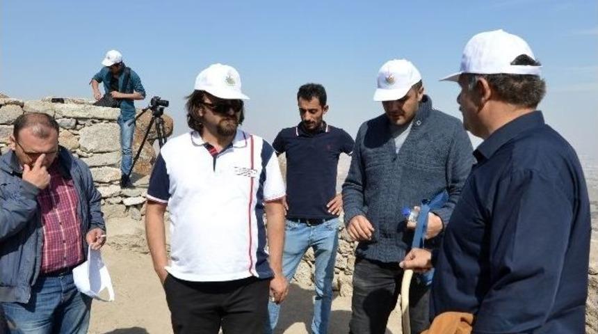 Gevale Kalesinde &Ccedil;alışmalar Devam Ediyor