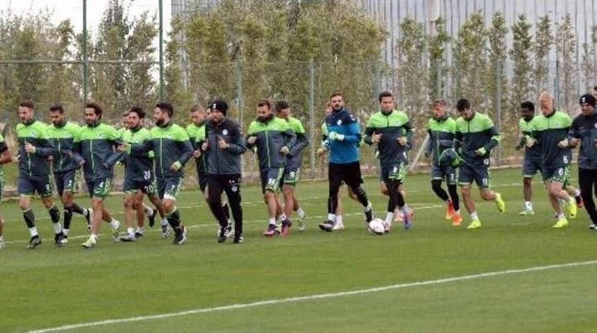 Konyaspor, Braga Ma&ccedil;ı Hazırlıklarına Başladı