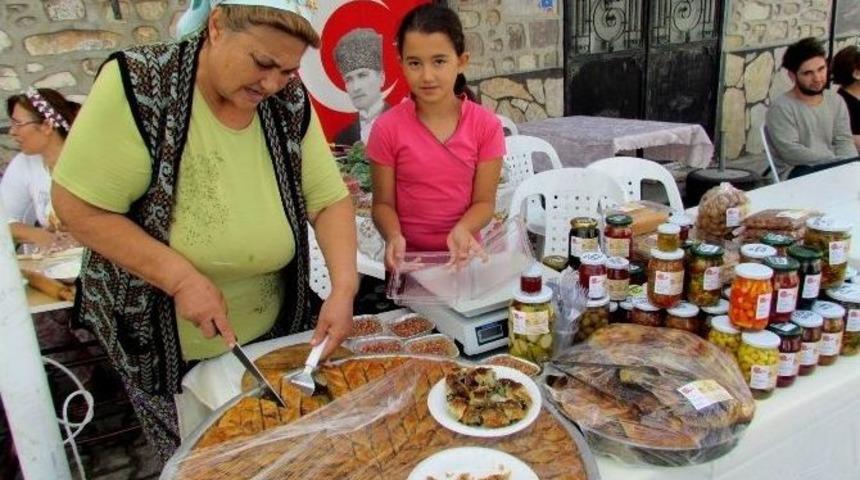 Slow Food K&ouml;y&uuml; İzmirli Sanat&ccedil;ıları Ağırlayacak