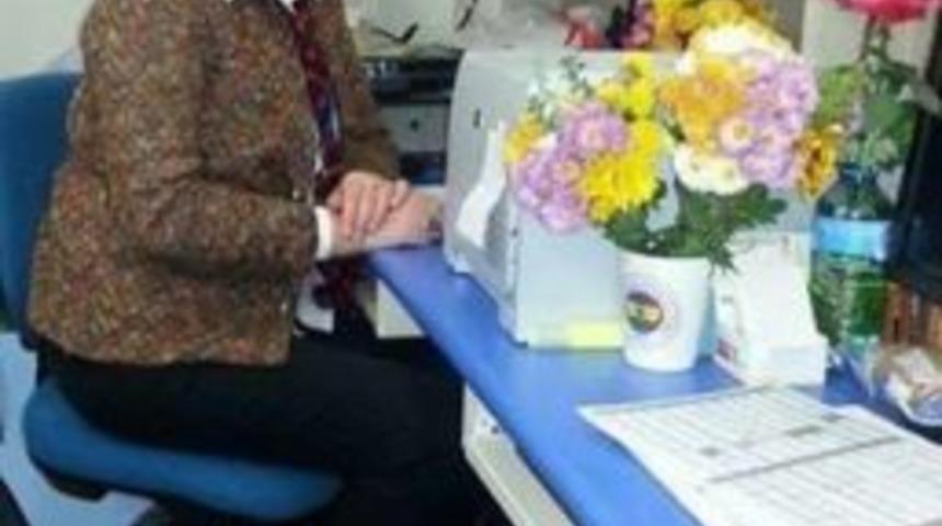 Beyin Kanaması Ge&ccedil;iren Gen&ccedil; Kadın Yaşam Savaşını Kaybetti