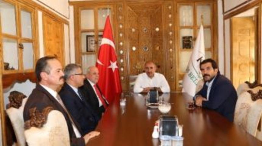 Uiyd Genel Başkanı Danışman, Başkan Kara&rsquo;yı Ziyaret Etti