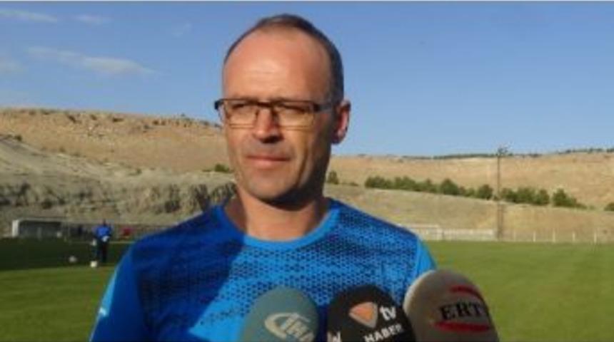 Yeni Malatyaspor&rsquo;da İrfan Buz&rsquo;dan Ciddiyet Uyarısı