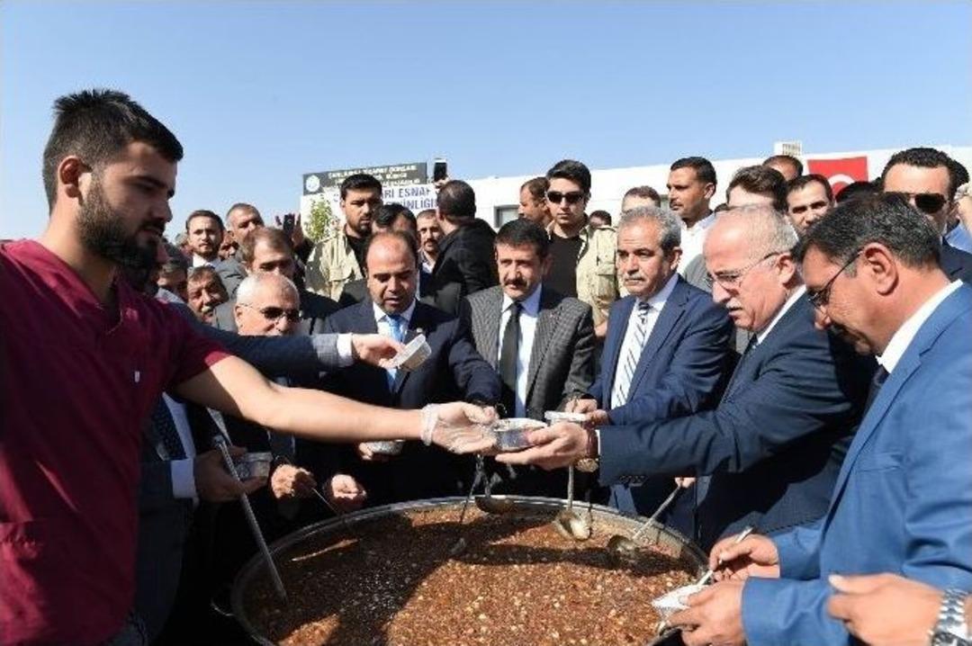 Vali Tuna: &ldquo;haktan Yana Olmuş Bir Ecdadın Torunlarıyız&rdquo;