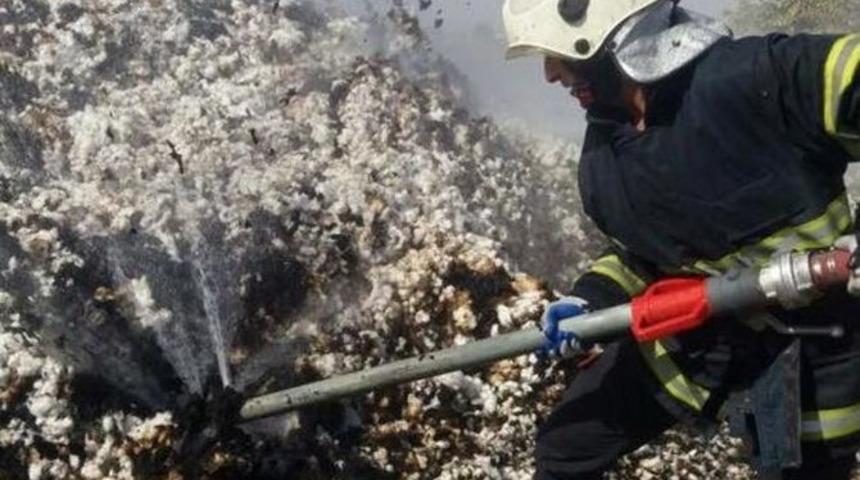 Şanlıurfa&rsquo;da Pamuk Balyaları Tutuştu