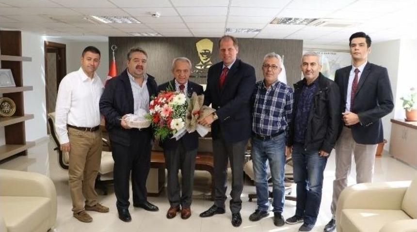 Genel M&uuml;d&uuml;r Coşkun Misafirlerini Ağırladı