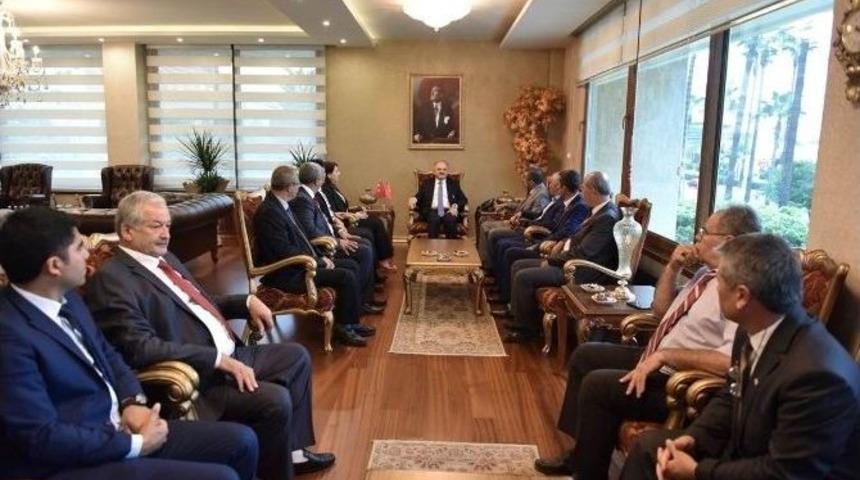 Vali &Ccedil;akacak, Muhtarları Kabul Etti