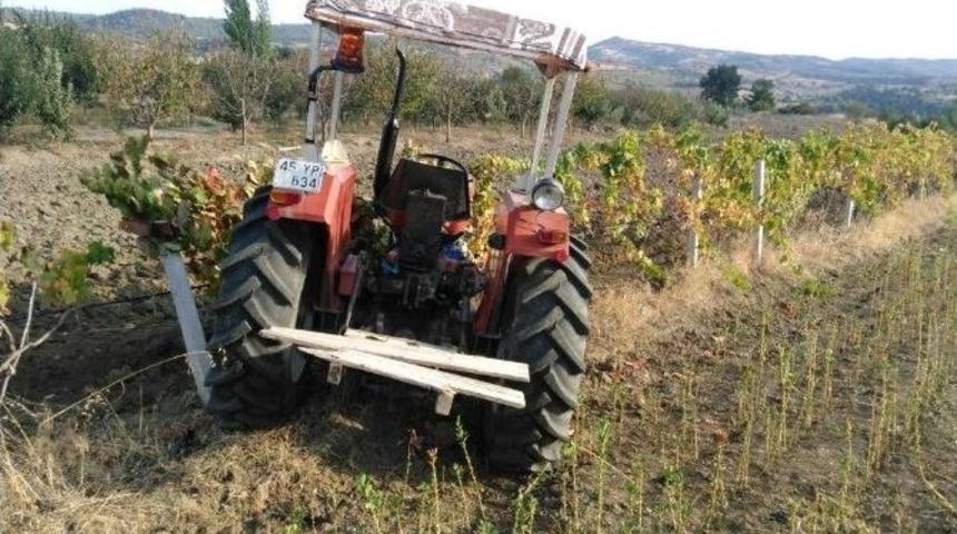 Trakt&ouml;r Kazasında Ağır Yaralanan Yaşlı Adam Hayatını Kaybetti