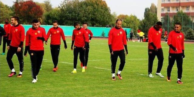 Kayserispor, Gaziantepspor Ma&ccedil;ının Hazırlıklarını S&uuml;rd&uuml;r&uuml;yor 1