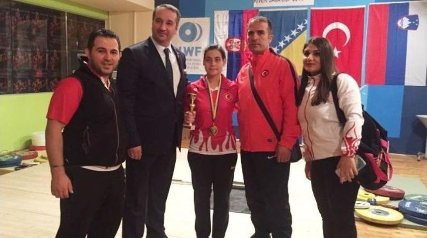 Bosna Kupası Halter Şampiyonası&rsquo;nda Milliler 1. Oldu