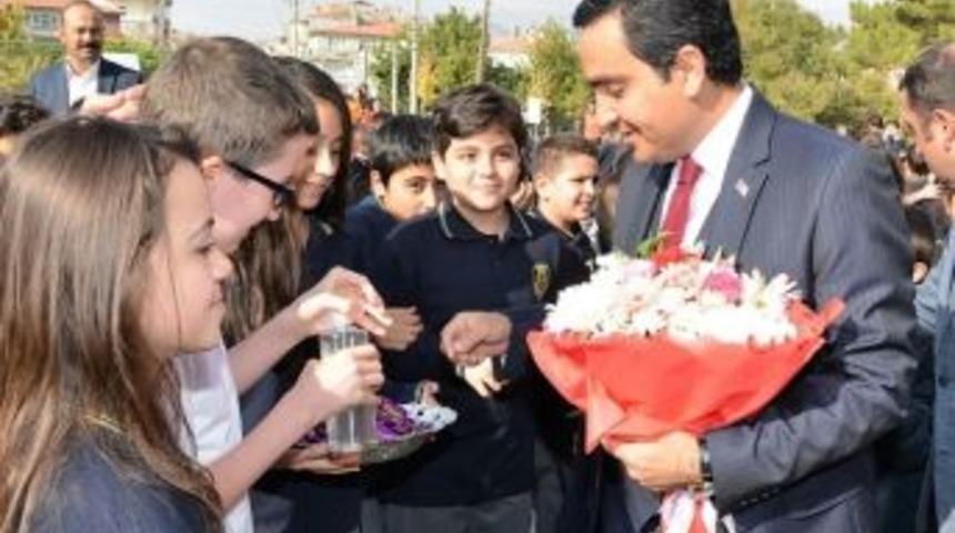 Altyapı &Ccedil;alışmaları Hakkında &Ouml;ğretmen Ve &Ouml;ğrenciler Bilin&ccedil;lendiriliyor