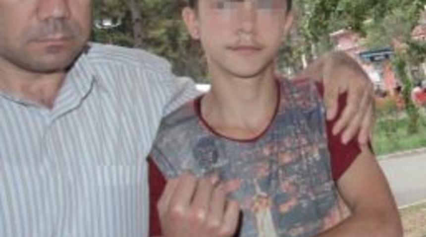 Konuşmasıyla Alay Edilince 13 Yaşında Katil Oldu