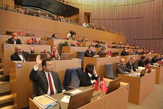 K&uuml;&ccedil;&uuml;k&ccedil;ekmece Belediyesi 2017 B&uuml;t&ccedil;esi Kabul Edildi 2