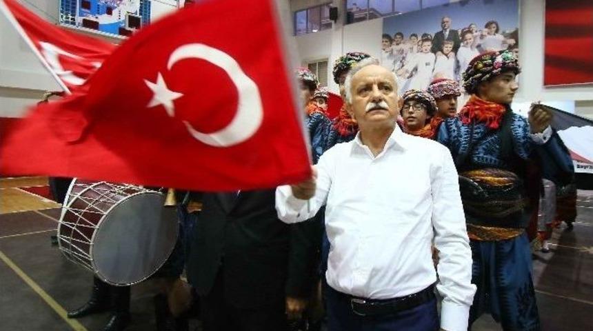 Bayraklı Belediyesi &ldquo;efelerini&rdquo; Arıyor