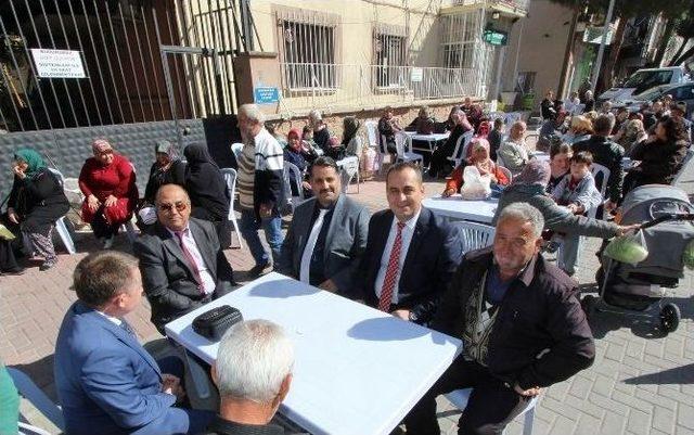 Ak Parti Saruhanlı Teşkilatı&rsquo;ndan Aşure Hayrı 2