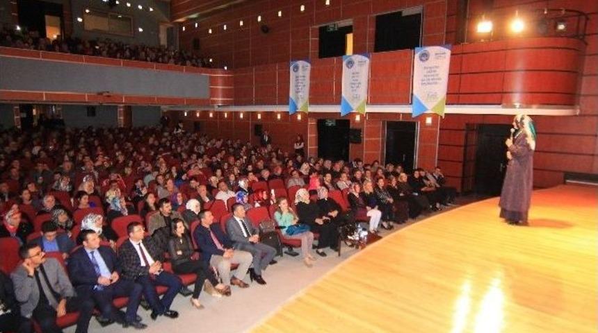 B&uuml;y&uuml;kşehir&rsquo;den Aile Eğitimi