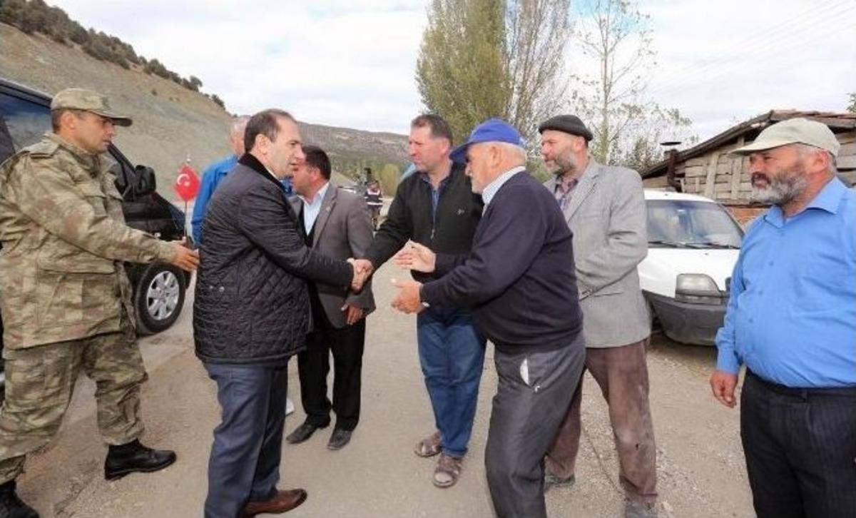 Vali Işık&rsquo;tan K&ouml;ylerde Moral Turu