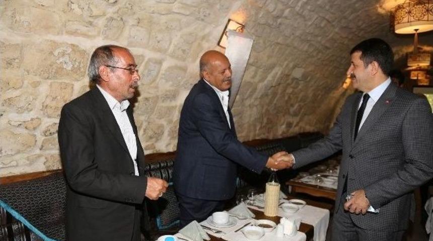 Ekinci Merkez Mahalle Muhtarlarıyla Bir Araya Geldi