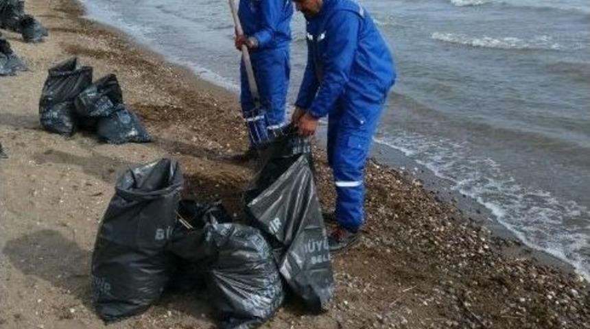 İznik Gölü Sahilinde Temizlik Harekatı
