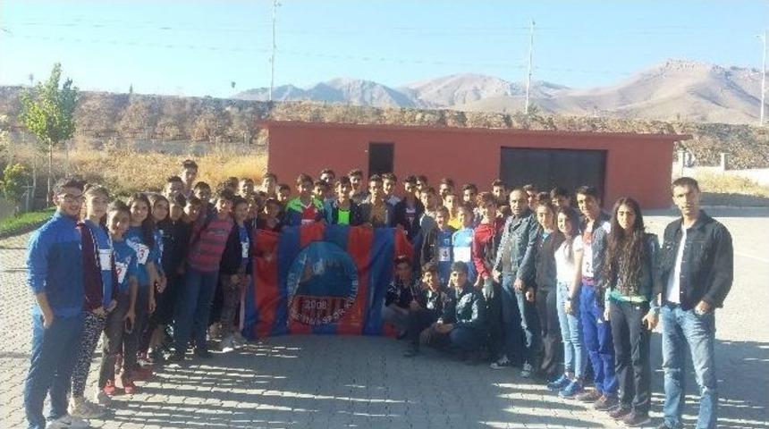 Mardinli Atlet Malatya&rsquo;da B&ouml;lge 2&rsquo;ncisi Oldu