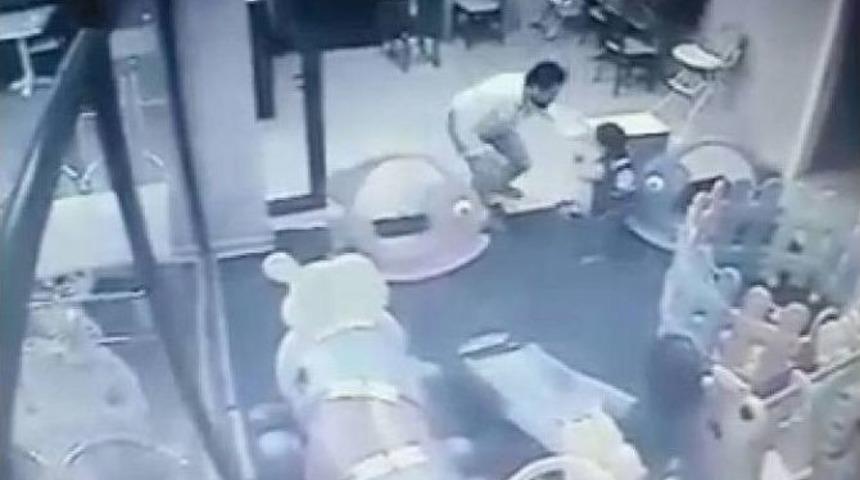 2,5 Yaşındaki &Ccedil;ocuğa Şiddet