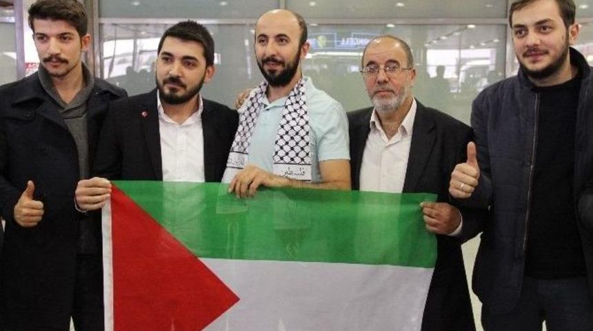 İsrail&rsquo;de 21 G&uuml;n G&ouml;zaltında Kalan Orhan Buyruk İstanbul&rsquo;a D&ouml;nd&uuml;