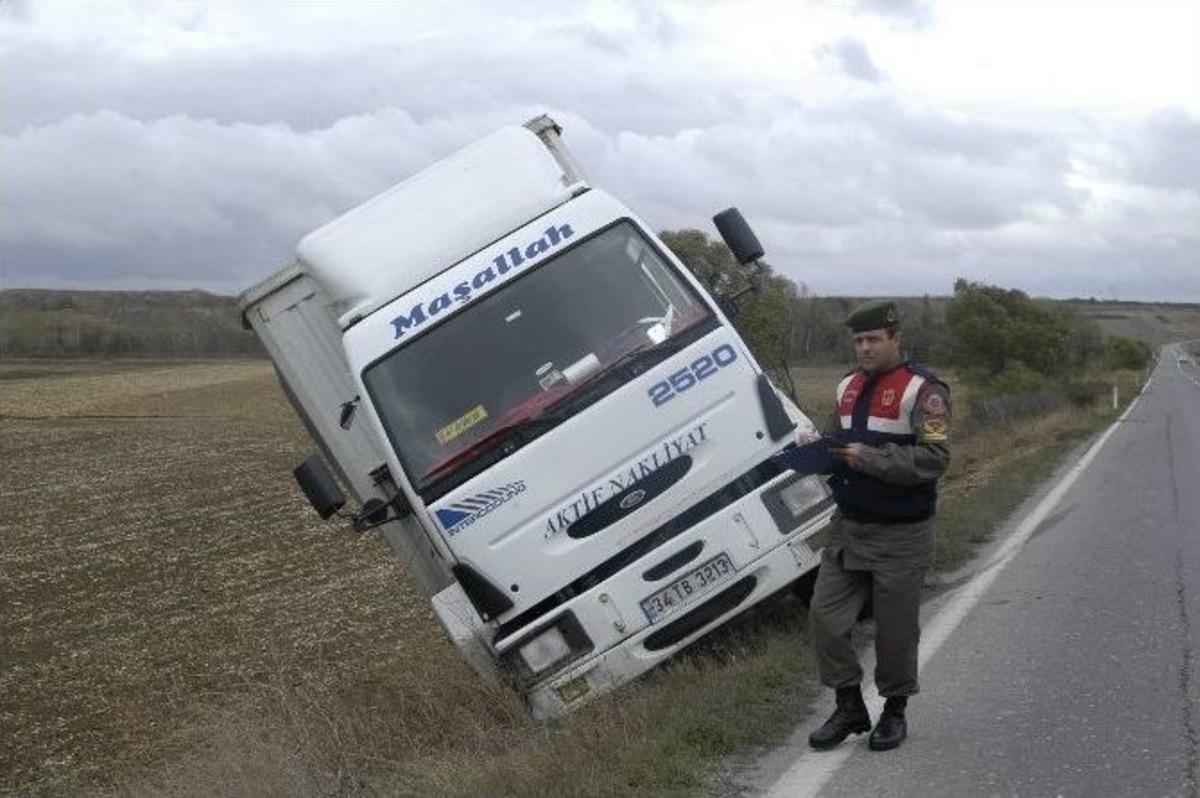 Ağa&ccedil; Sayesinde Devrilmenin Eşiğinden D&ouml;nd&uuml;
