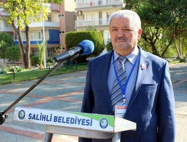 Salihli&rsquo;de Muhtarlar G&uuml;n&uuml; Kutlandı 2