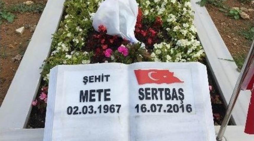 (&ouml;zel Haber) Cumhurbaşkanı Erdoğan Talimat Verdi, Demokrasi Şehidi Acıbadem Muhtarının Adı Parkta Yaşayacak
