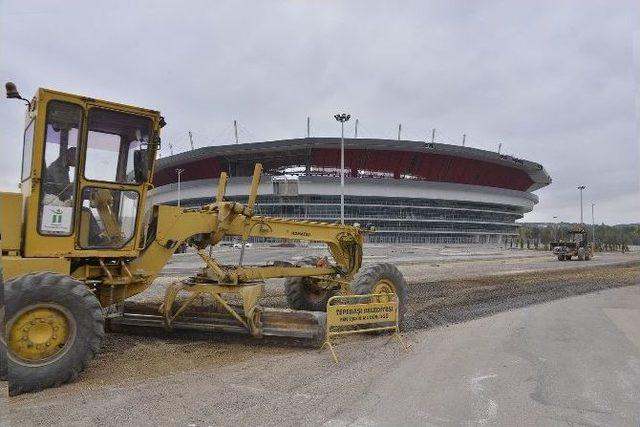 Tepebaşı’ndan Kırmızı Şimşekler’in Yeni Evine Destek