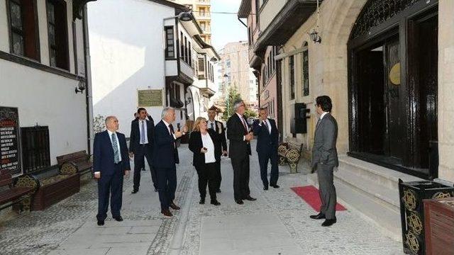 Macarlar Kütahya’ya Hayran Kaldı