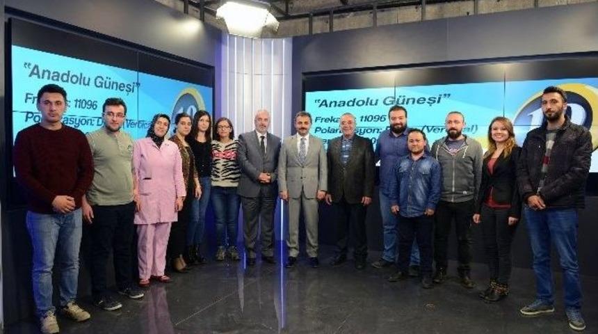 Anadolu G&uuml;neşi Tv 19 Test Yayına Başladı