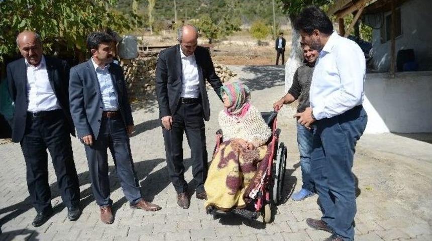 Başkan Okay&rsquo;dan &Ouml;zel İnsanlara &Ouml;zel Hizmet