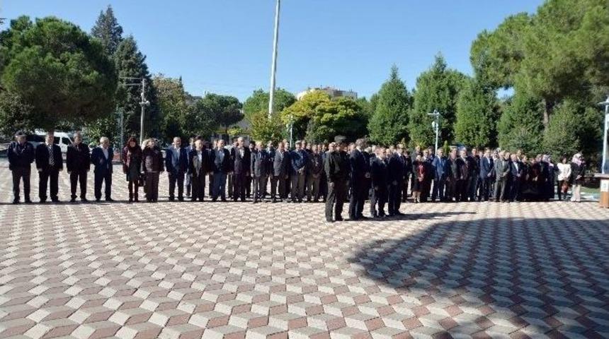 G&ouml;rdes&rsquo;te Muhtarlar G&uuml;n&uuml; T&ouml;renle Kutlandı