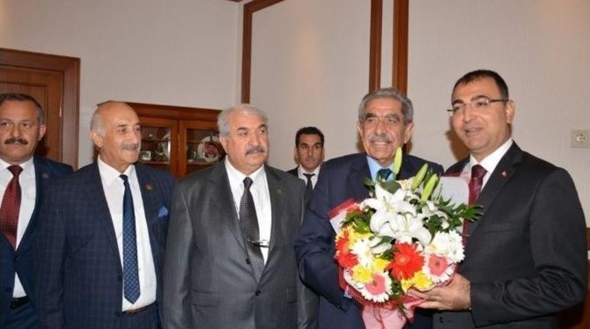 Malatya&rsquo;da Muhtarlar G&uuml;n&uuml; Kutlandı