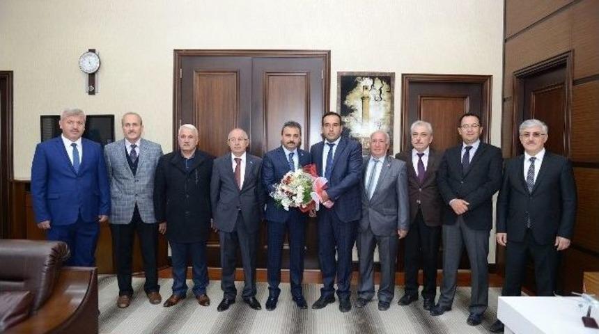 Muhtarlardan Başkan K&uuml;lc&uuml;&rsquo;ye Ziyaret