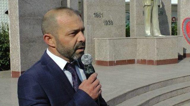 Muhtarlar Derneği Başkanı Acat Kurum G&ouml;revlilerine Seslendi; 1