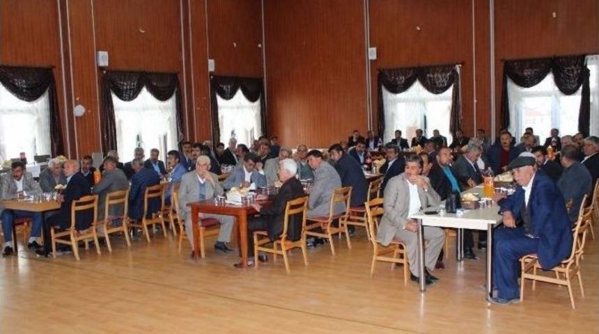 Erciş&rsquo;te Muhtarlar G&uuml;n&uuml; Buruk Kutlandı