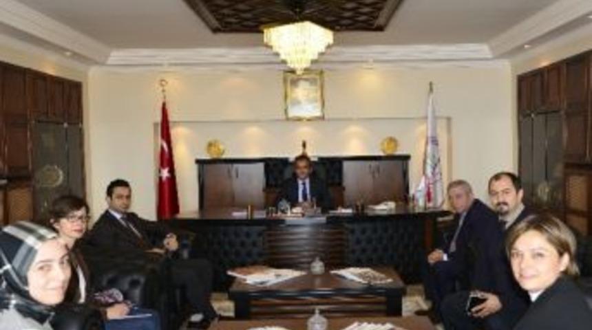 Be&uuml;&rsquo;n&uuml;n Yeni Projesi; &ldquo;yaşayan İnsan Hazineleri&rdquo; Kitaplaşıyor