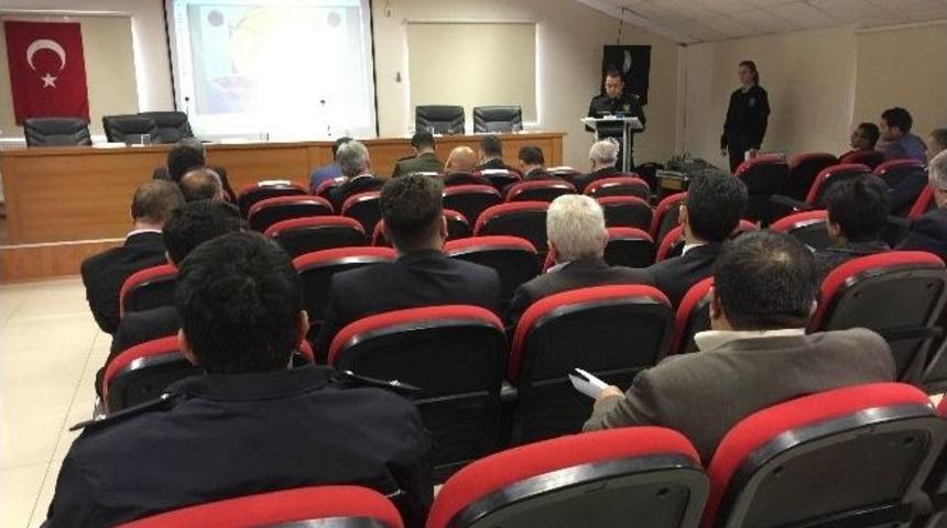 &Ccedil;ekmek&ouml;y&rsquo;de Huzur Toplantısı D&uuml;zenlendi